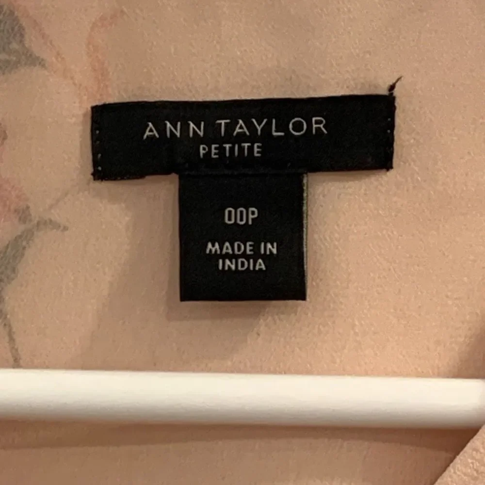 Ann Taylor Pink/Peach  Puff Sleeve Wrap Blouse - Picture 7 of 10